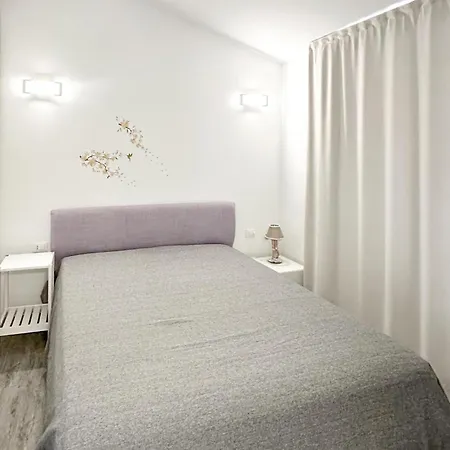 Beautiful In With House Sea View *